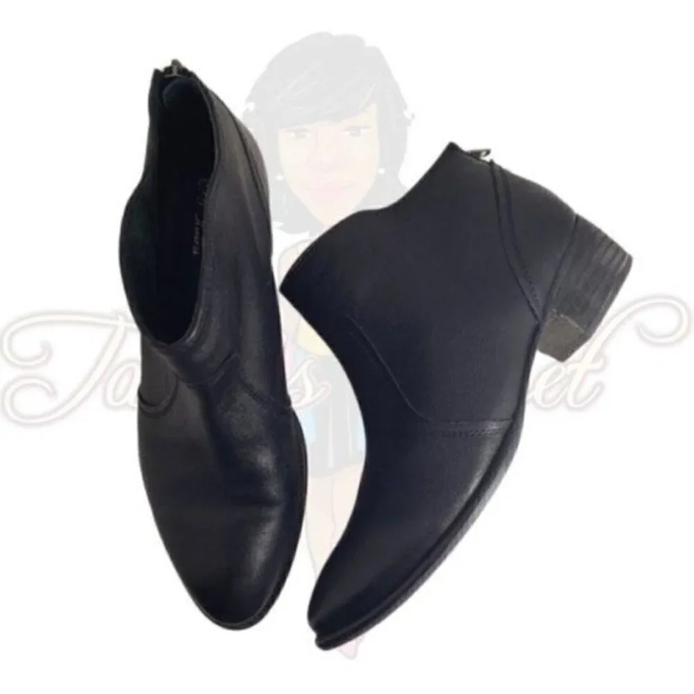 Seychelles Black Closed Toe Zip Booties Sz 10